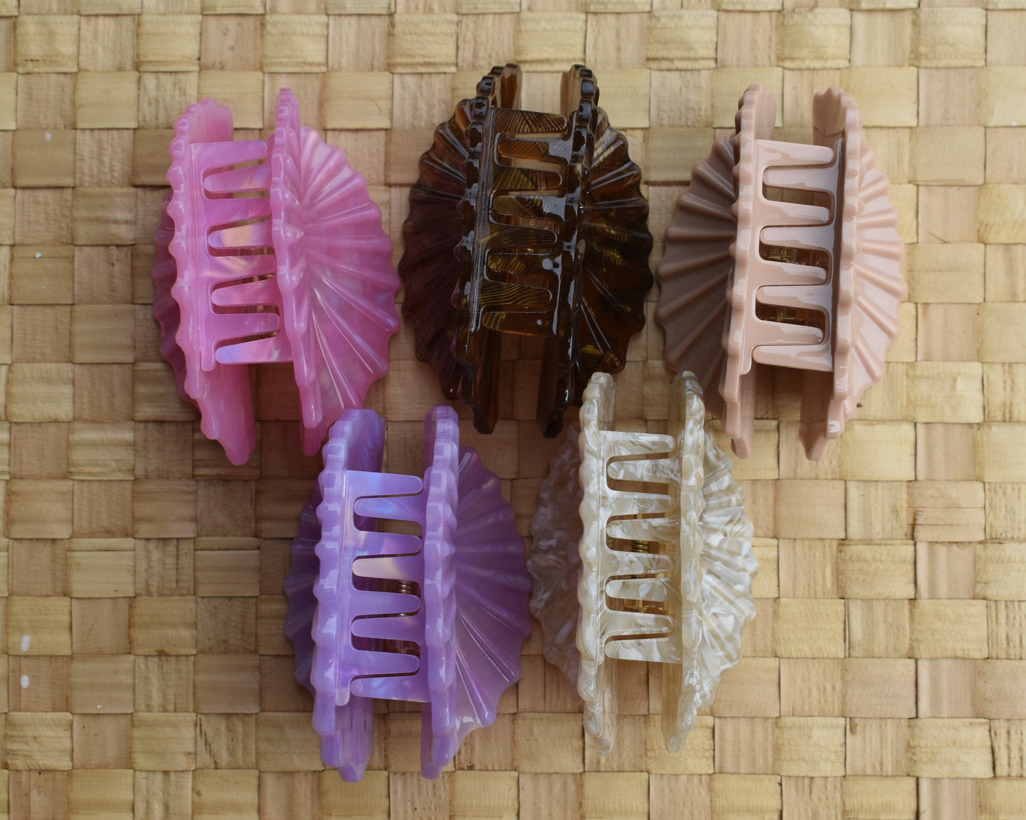 Revel Sun Hawaii 'Opihi Shell Shaped Claw Clip (all colors)