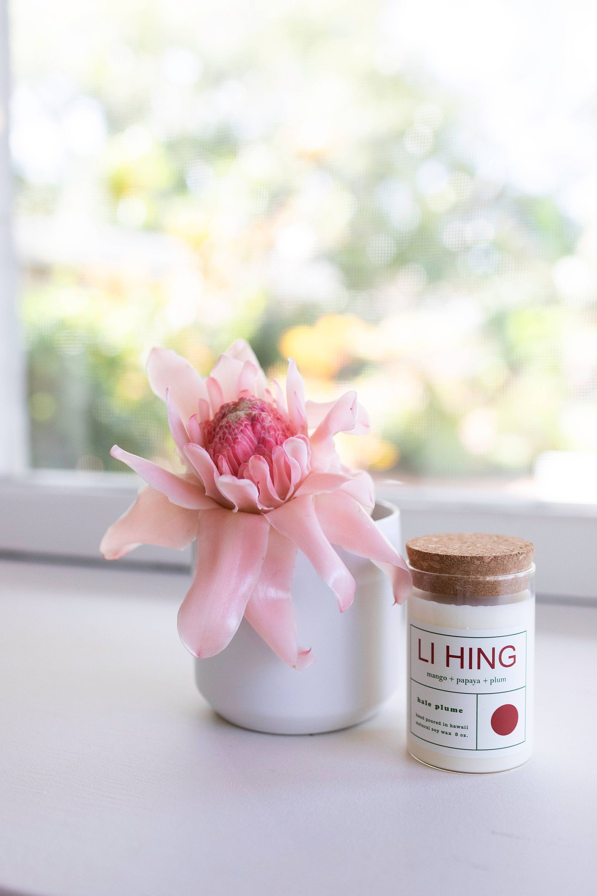 Big Flower feat. Hale Plume LI HING Candle