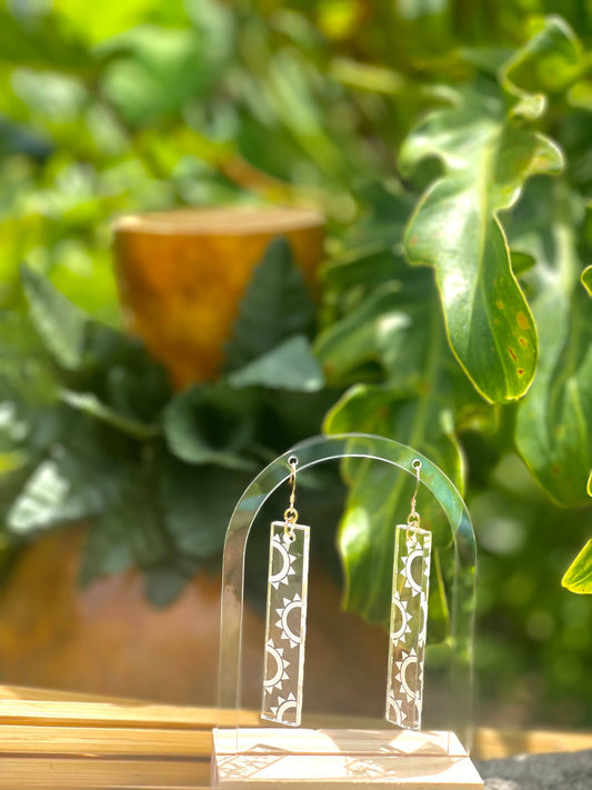 Island Breeze Designs Lā Earrings