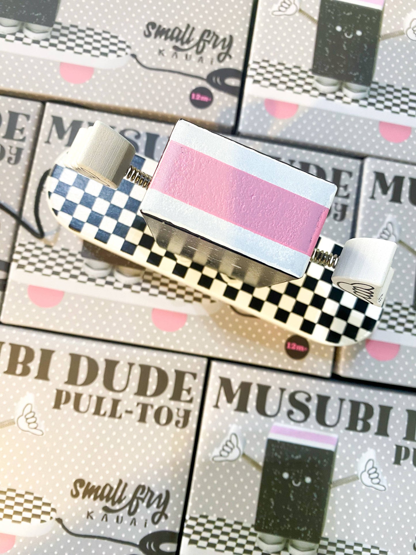 Small Fry Kauai WOODEN MUSUBI DUDE PULL-TOY (top)
