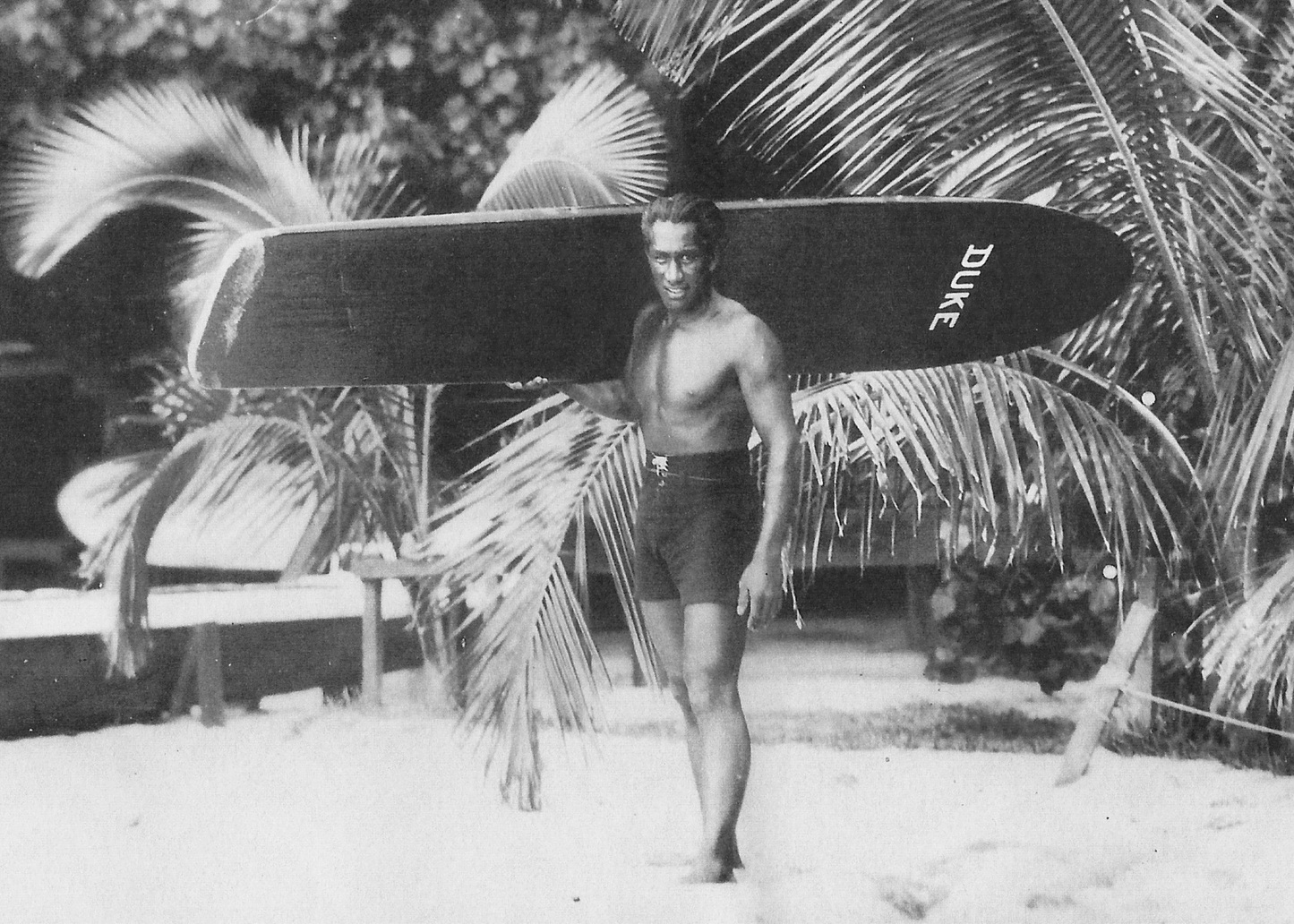 Surf Shack Puzzles Duke Kahanamoku Postcard Puzzle